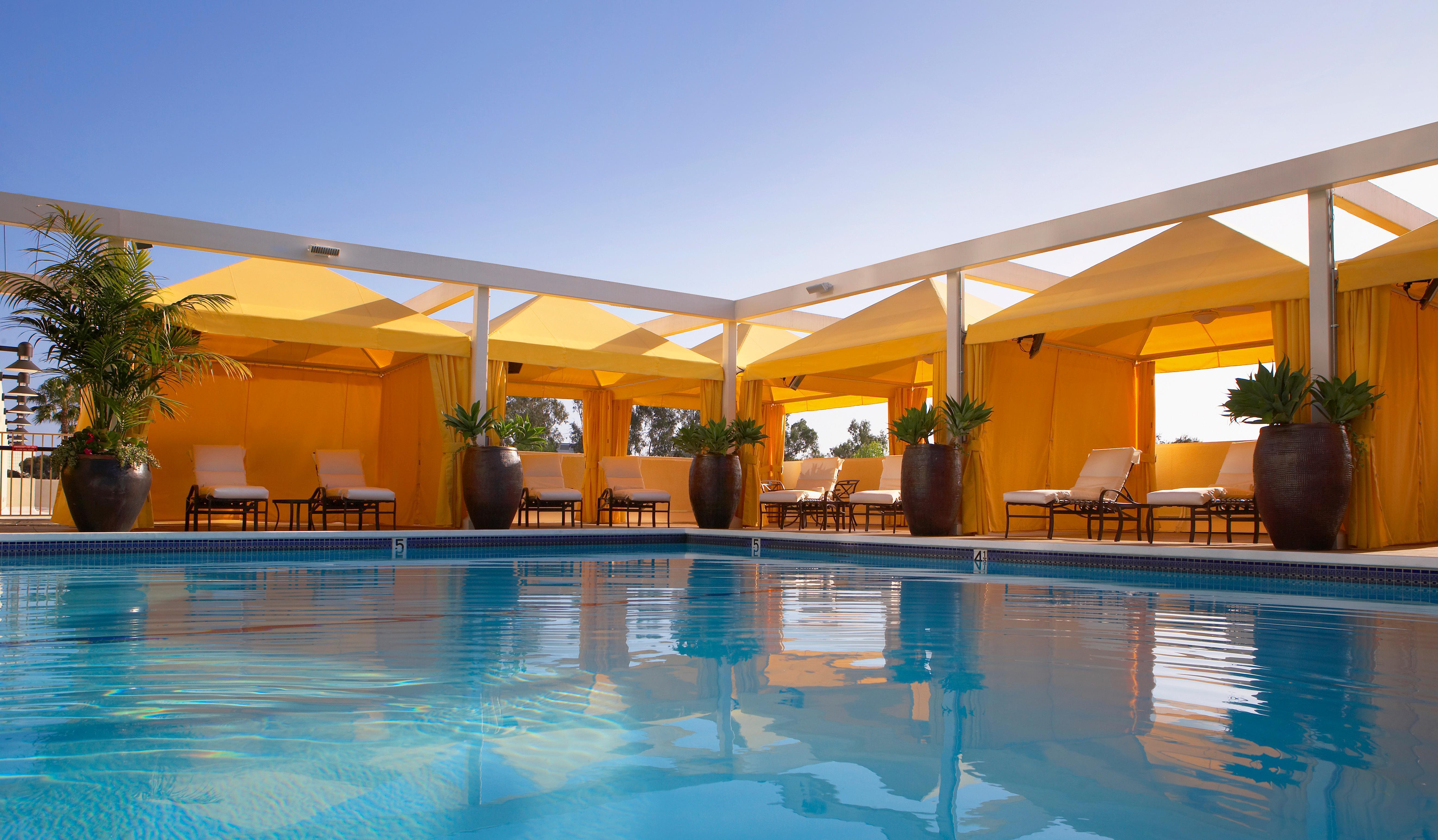 Renaissance Newport Beach Hotel Exterior foto