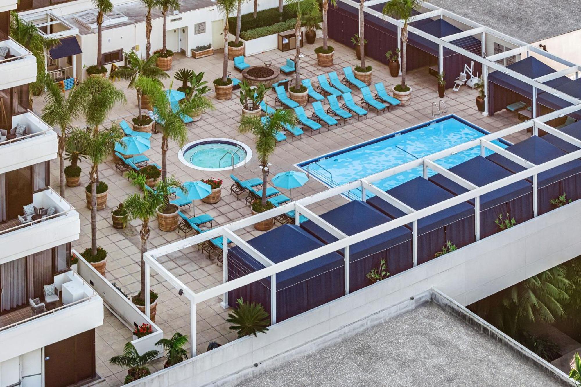 Renaissance Newport Beach Hotel Exterior foto